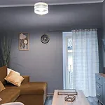 Residenza Santa Anastasia Lilla At Piazza Erbe 公寓 *
