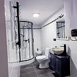 公寓 Residenza Santa Anastasia Lilla At Piazza Erbe *