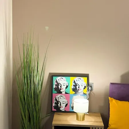 Apartament Residenza Santa Anastasia Lilla At Piazza Erbe