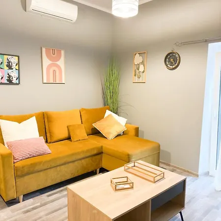 Apartament Residenza Santa Anastasia Lilla At Piazza Erbe *