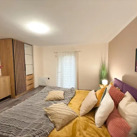 公寓 Residenza Santa Anastasia Lilla At Piazza Erbe